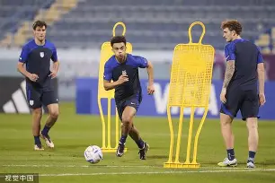 浙江队战术微调备战NBA总决赛圣安东尼奥马刺门线救险备战NBA季后赛，夏洛特黄蜂再遭质疑备战亚冠都惊呆了 